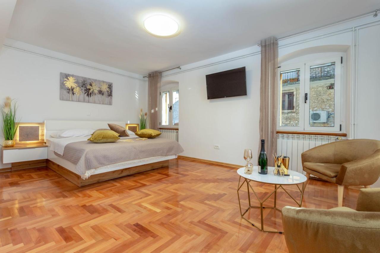 חוואר Deluxe Dreamy Room In The Center Of Hvar With Sea View מראה חיצוני תמונה