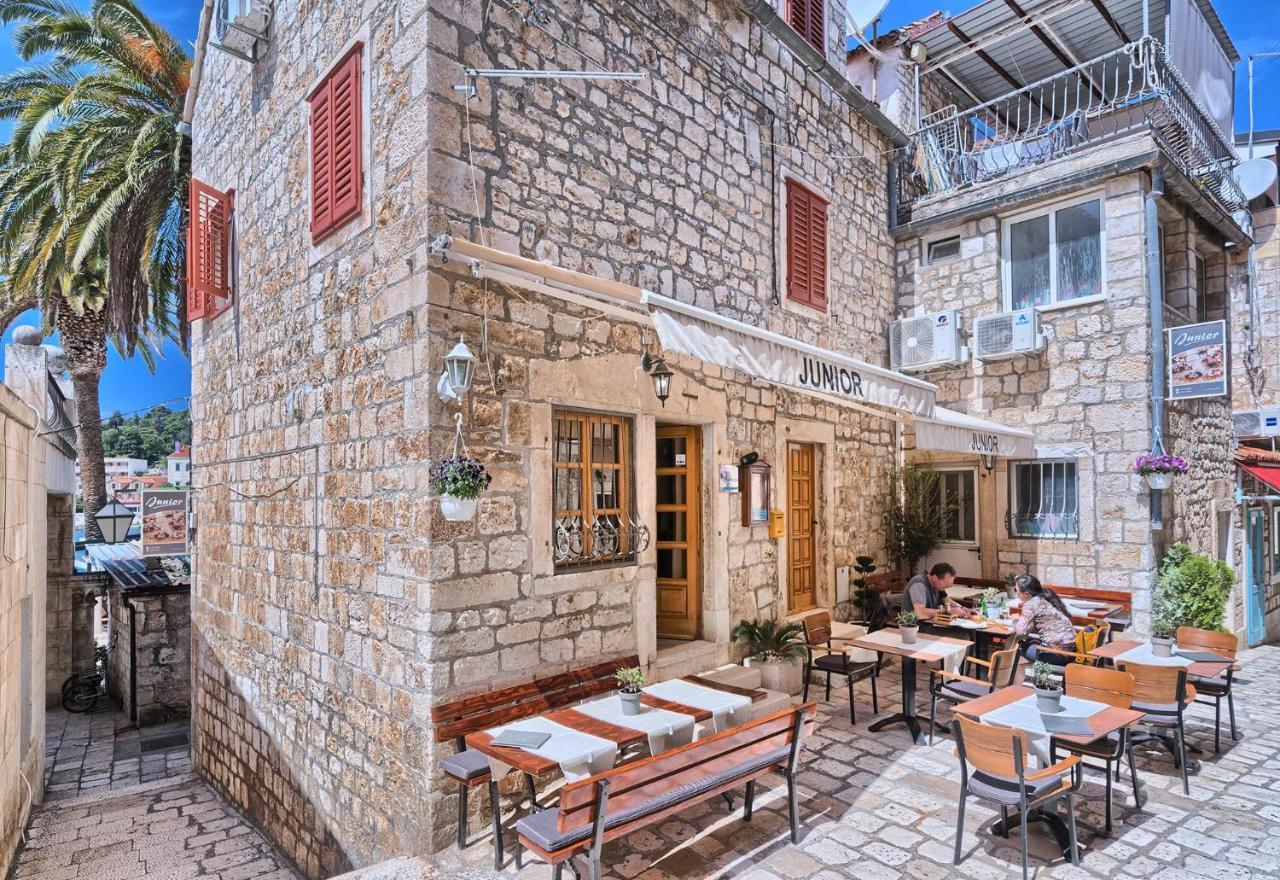 חוואר Deluxe Dreamy Room In The Center Of Hvar With Sea View מראה חיצוני תמונה